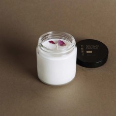 Munio Candela Naturella mazā sojas vaska svece stikla burciņā ar aromātu - roze, 100ml