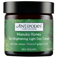 Antipodes ādas toni uzlabojošs, viegls dienas krēms ar manuka medu, 60ml