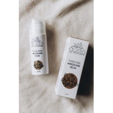 Gusto tonējošs mirdzums sejai, 30ml