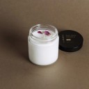 Munio Candela Naturella mazā sojas vaska svece stikla burciņā ar aromātu - roze, 100ml